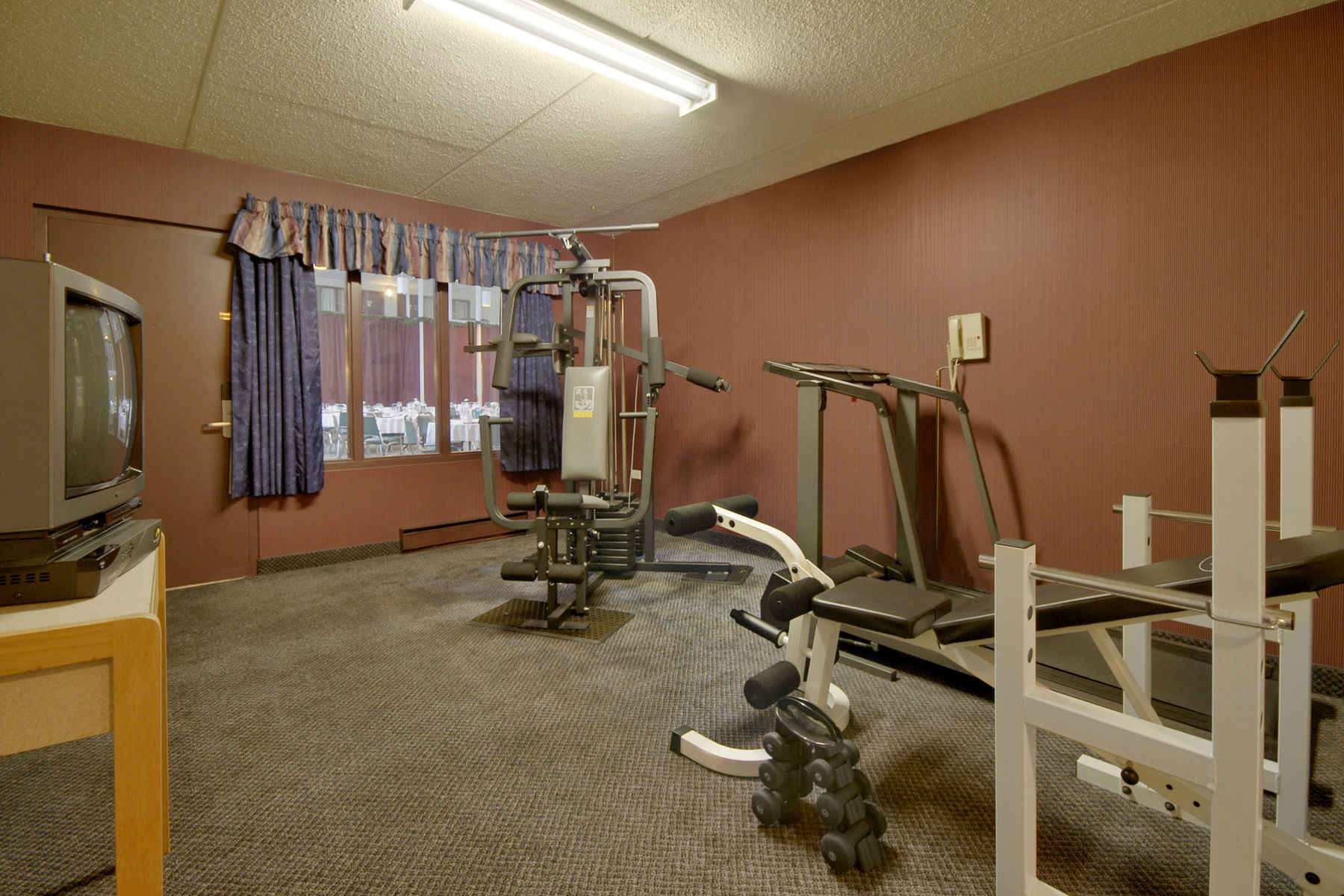 Howard Johnson By Wyndham Portage La Prairie Exterior photo